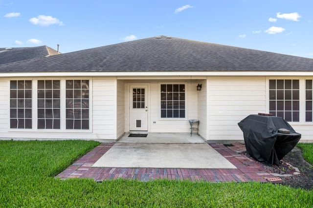 4902 Bonny Loch Lane, Houston, TX 77084