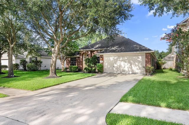 4902 Bonny Loch Lane, Houston, TX 77084
