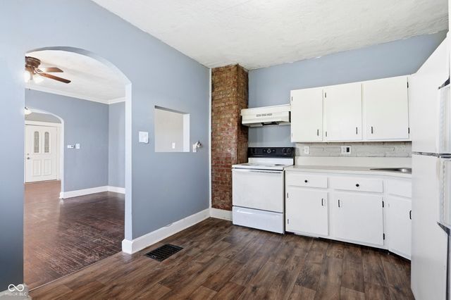 609 W Washington Street, Alexandria, IN 46001