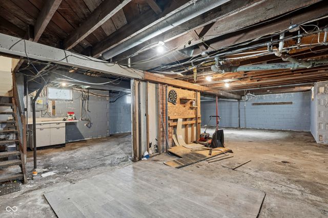 609 W Washington Street, Alexandria, IN 46001