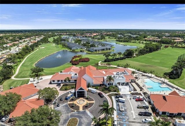 401 Countryside DR, Naples, FL 34104