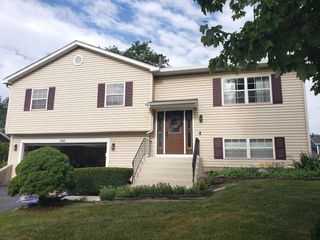360 Homewood Drive, Bolingbrook, IL 60440