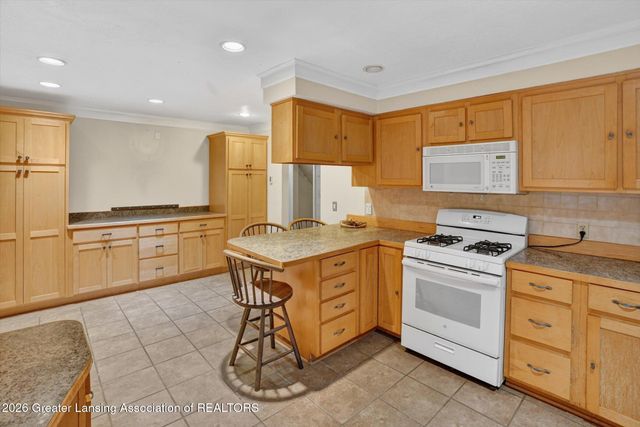 3230 Stabler Street, Lansing, MI 48910