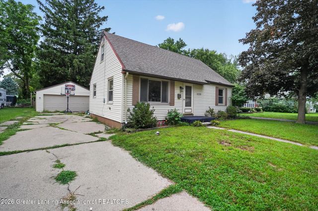 3230 Stabler Street, Lansing, MI 48910