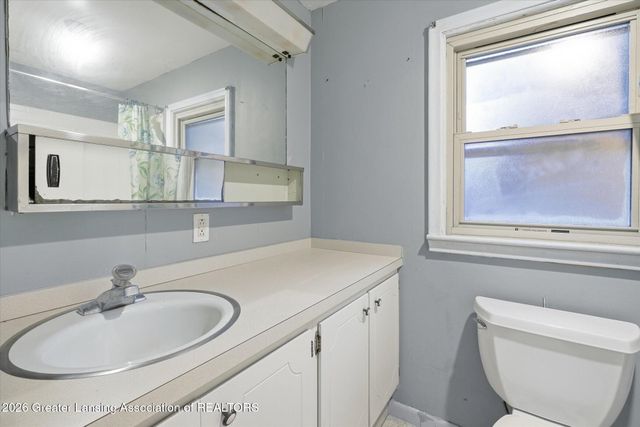 3230 Stabler Street, Lansing, MI 48910
