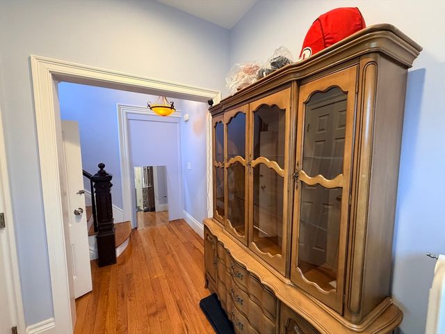 341 Linwood Ave 2, Newton, MA 02460