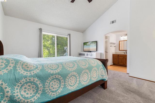 2135 Rock Pass Pl, Martinez, CA 94553