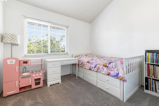 2135 Rock Pass Pl, Martinez, CA 94553