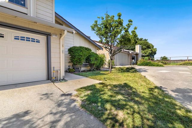 2135 Rock Pass Pl, Martinez, CA 94553