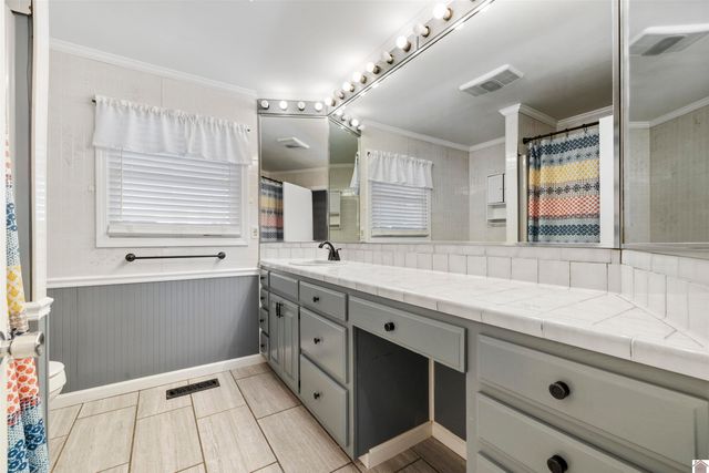 513 W Lockridge Street, Mayfield, KY 42066