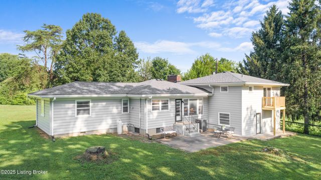 5901 S Watterson Trail, Louisville, KY 40291