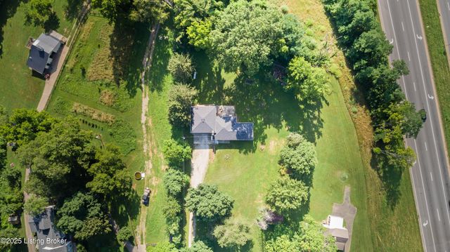 5901 S Watterson Trail, Louisville, KY 40291