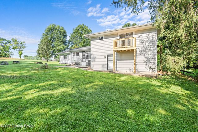5901 S Watterson Trail, Louisville, KY 40291