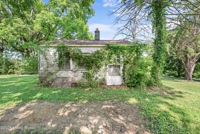 5901 S Watterson Trail, Louisville, KY 40291