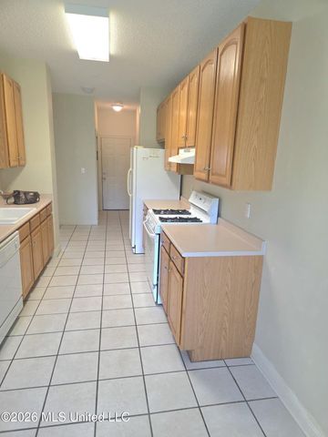 9822 Ana Hulu Street, Diamondhead, MS 39525