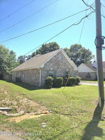 9822 Ana Hulu Street, Diamondhead, MS 39525