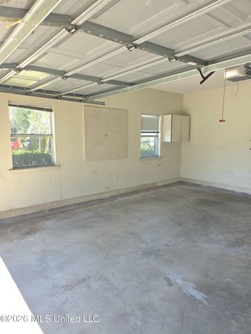 9822 Ana Hulu Street, Diamondhead, MS 39525