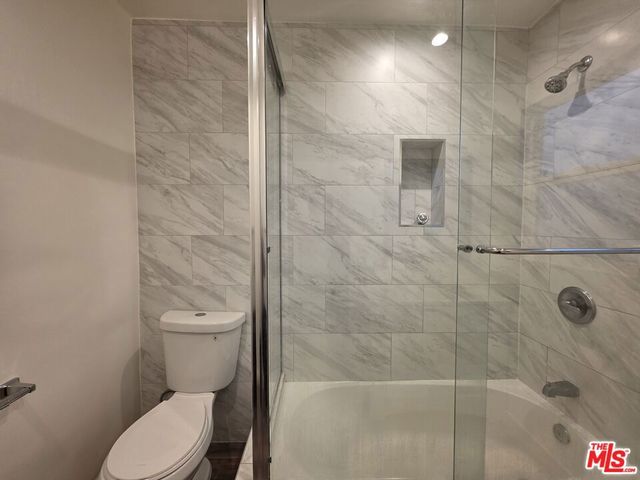 2012 S Holt Avenue 2016, Los Angeles, CA 90034