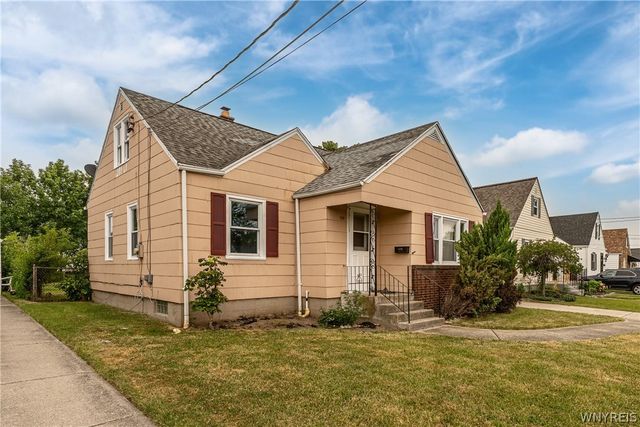 124 Park Edge Dr, Cheektowaga, NY 14225