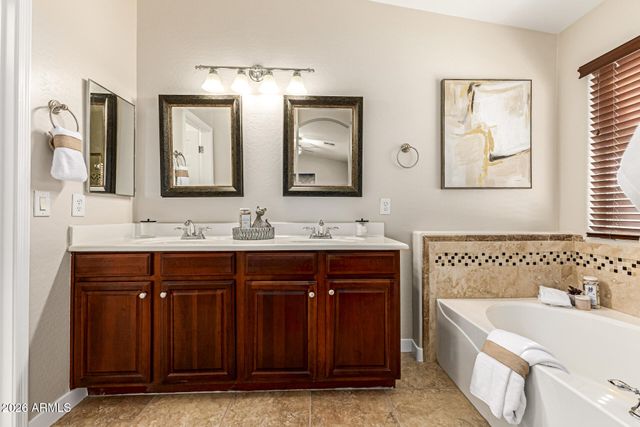 2531 E ELECTRA Lane, Phoenix, AZ 85024