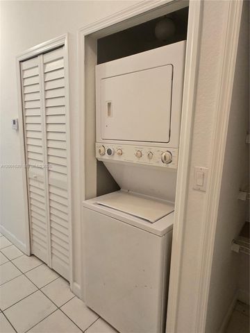 2731 SE 17th Ave 210, Homestead, FL 33035