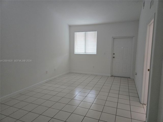 2731 SE 17th Ave 210, Homestead, FL 33035