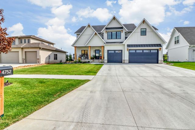 4752 Prairie Pond Crossing S, Fargo, ND 58104