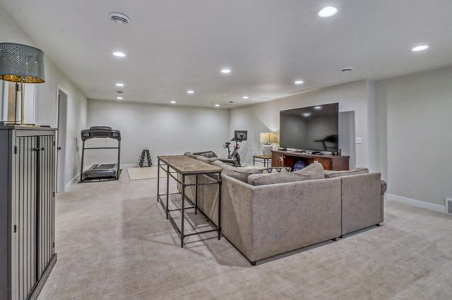 4752 Prairie Pond Crossing S, Fargo, ND 58104