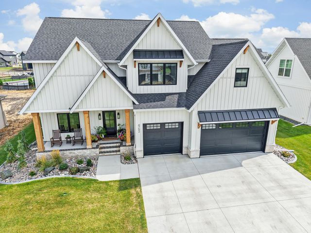 4752 Prairie Pond Crossing S, Fargo, ND 58104