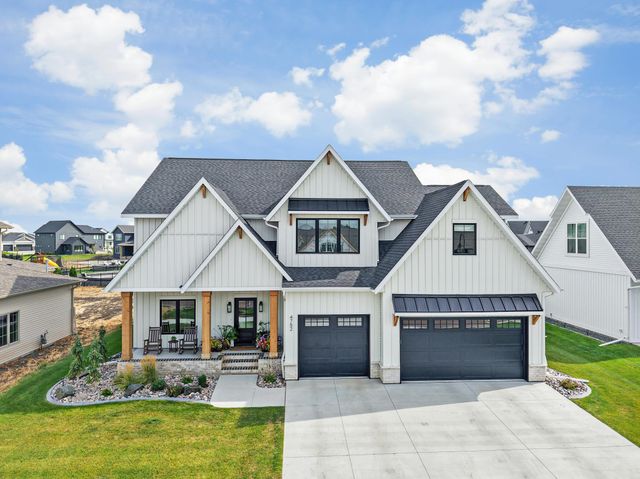4752 Prairie Pond Crossing S, Fargo, ND 58104