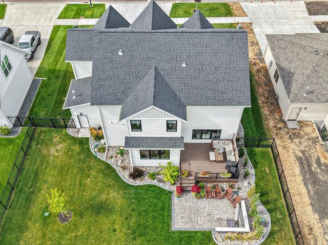 4752 Prairie Pond Crossing S, Fargo, ND 58104
