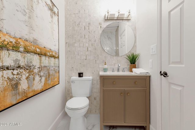 10101 N ARABIAN Trail 2063, Scottsdale, AZ 85258