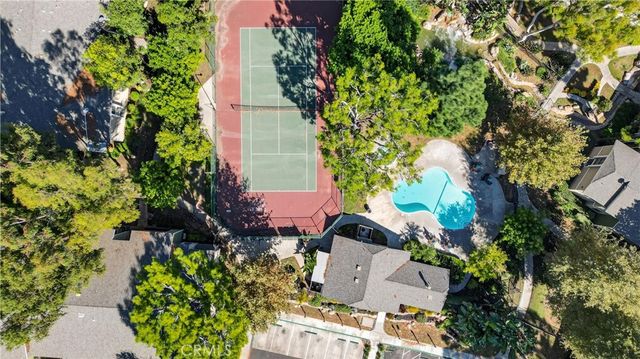 3535 Banbury 14, Riverside, CA 92505