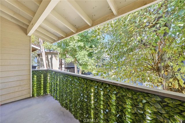 3535 Banbury 14, Riverside, CA 92505