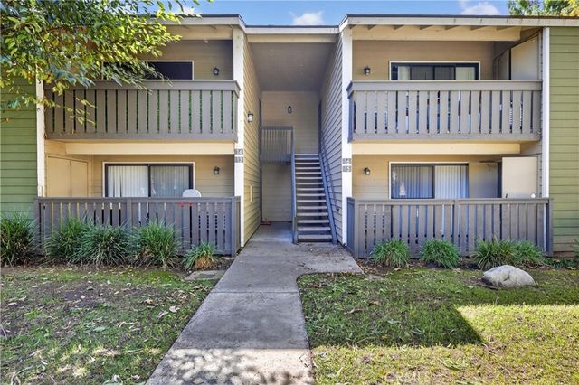 3535 Banbury 14, Riverside, CA 92505