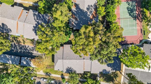 3535 Banbury 14, Riverside, CA 92505