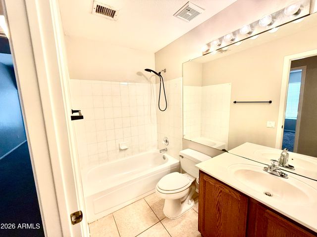 3526 E EDNA Avenue, Phoenix, AZ 85032