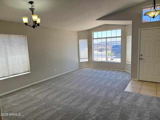 3526 E EDNA Avenue, Phoenix, AZ 85032