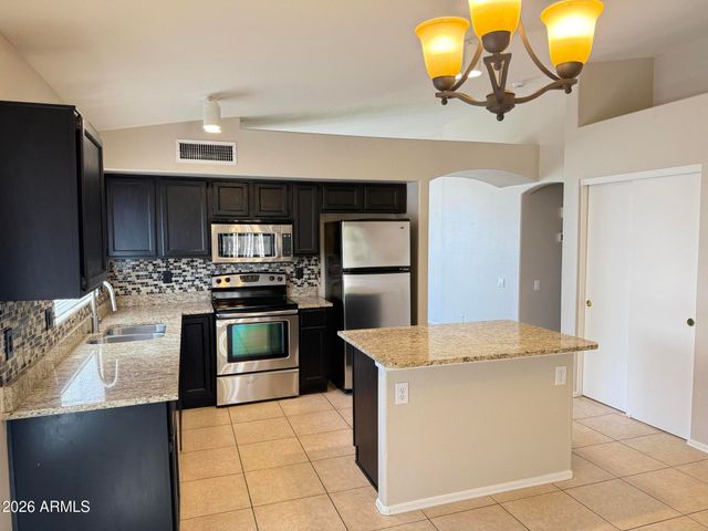 3526 E EDNA Avenue, Phoenix, AZ 85032