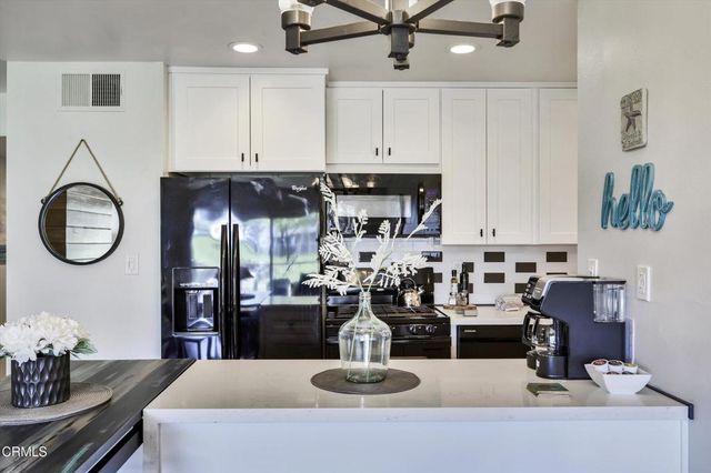 619 Sunfish Way, Port Hueneme, CA 93041