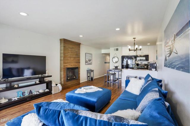 619 Sunfish Way, Port Hueneme, CA 93041