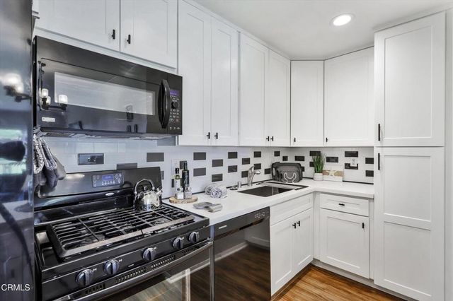 619 Sunfish Way, Port Hueneme, CA 93041
