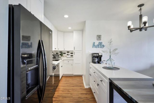 619 Sunfish Way, Port Hueneme, CA 93041