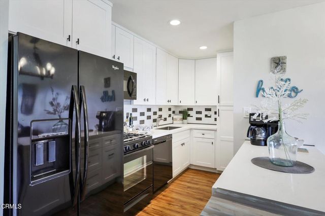 619 Sunfish Way, Port Hueneme, CA 93041