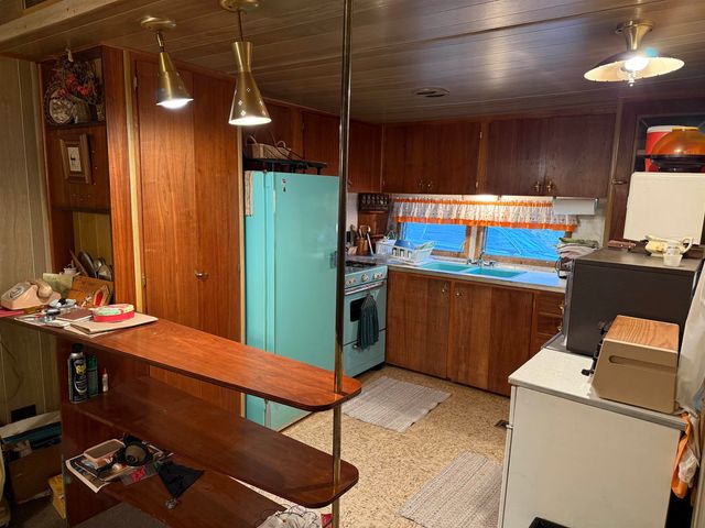 9544 W 34 Road, Harrietta, MI 49638