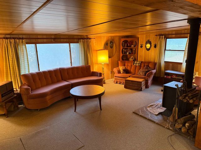 9544 W 34 Road, Harrietta, MI 49638