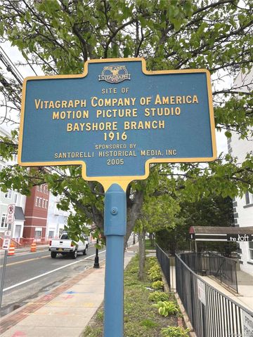 94 4th Avenue 105, Bay Shore, NY 11706