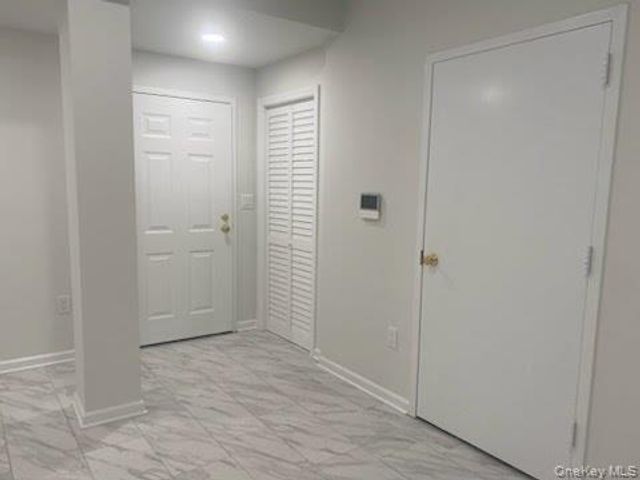 94 4th Avenue 105, Bay Shore, NY 11706