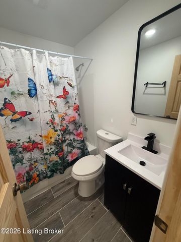 12411 Berrytown Rd, Louisville, KY 40223