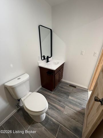 12411 Berrytown Rd, Louisville, KY 40223